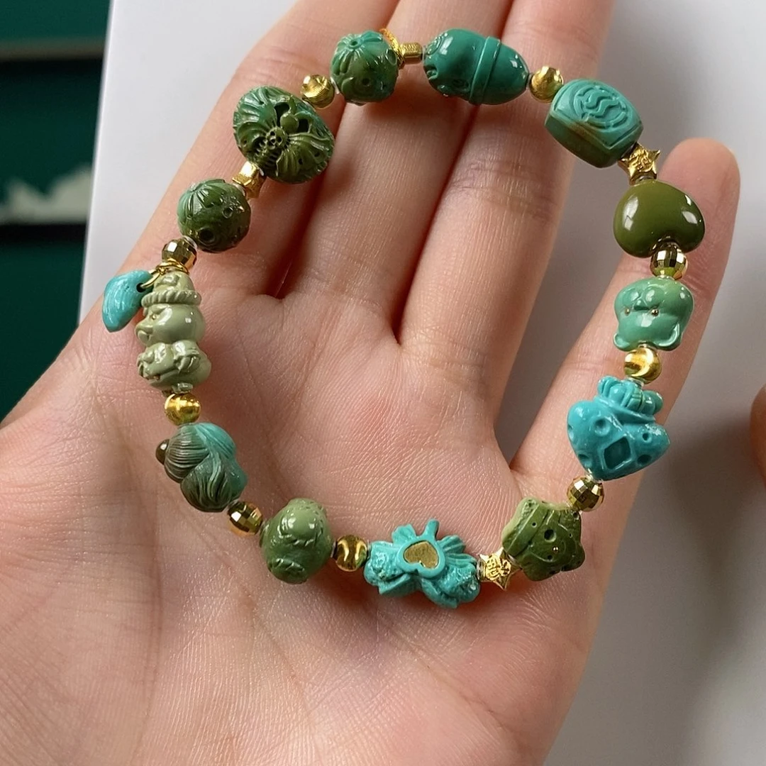 绿松石18K金镶嵌挂件