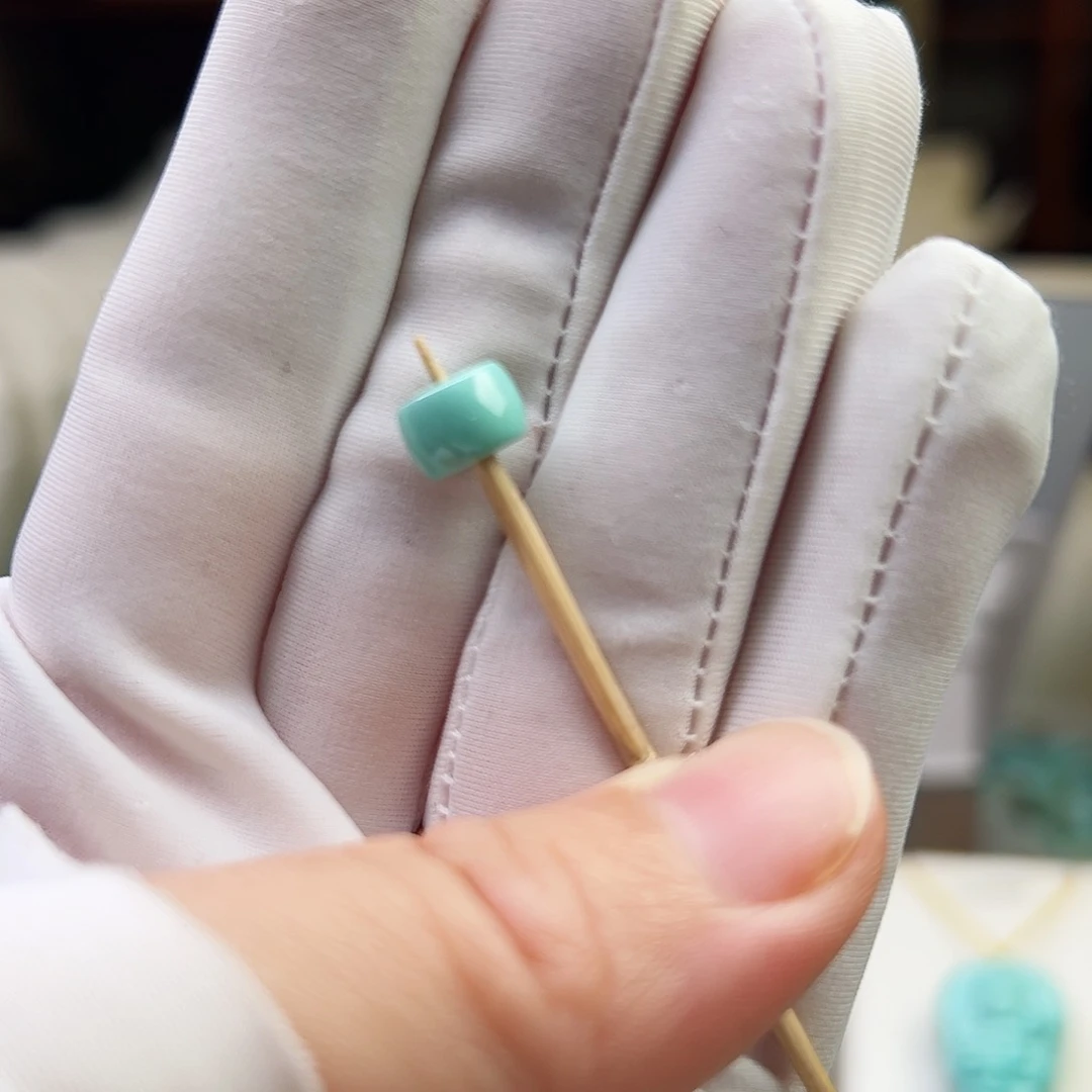 绿松石珠宝奇石未镶嵌老**?8x5.4