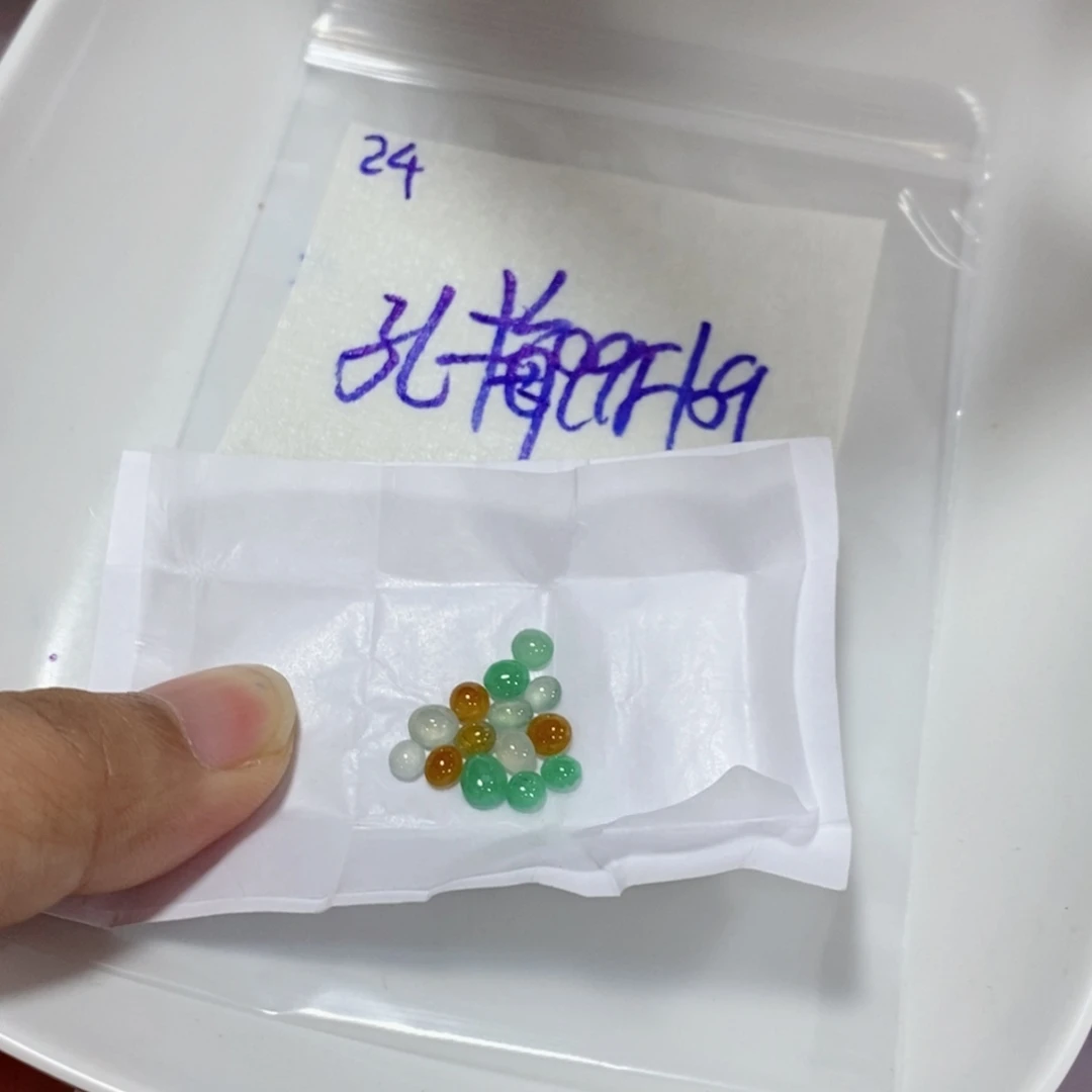 孔***梅定制翡翠未镶嵌我