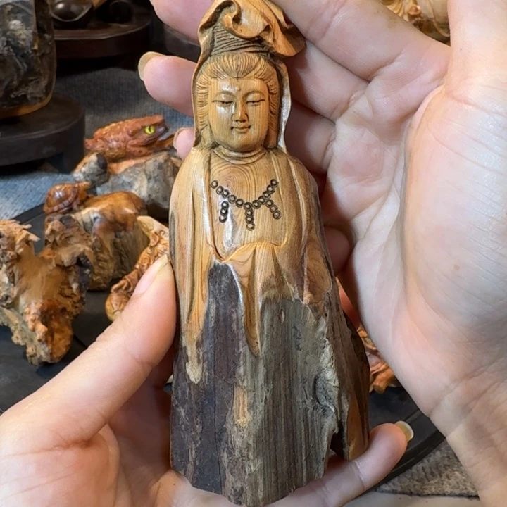 崖柏摆件手把件等