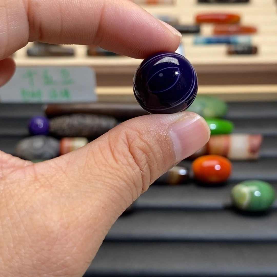 玛瑙/玉髓颈饰未镶嵌方****器