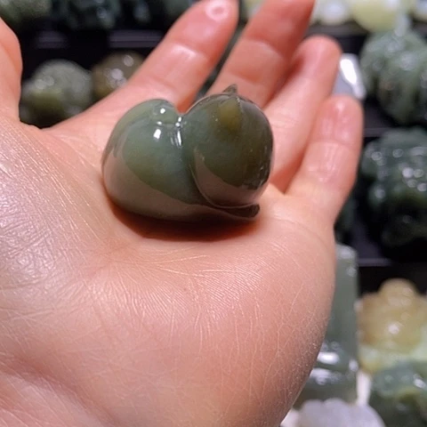 未镶嵌和田玉（糖玉）珠宝奇石
