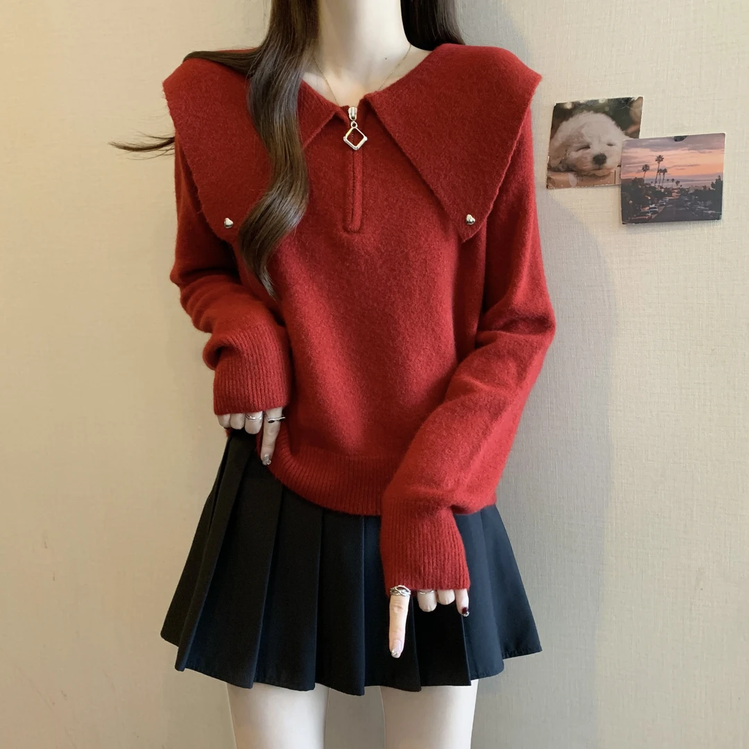 大码女装秋冬洋气减龄娃娃领针织衫毛衣胖MM高级感红色半拉链上衣