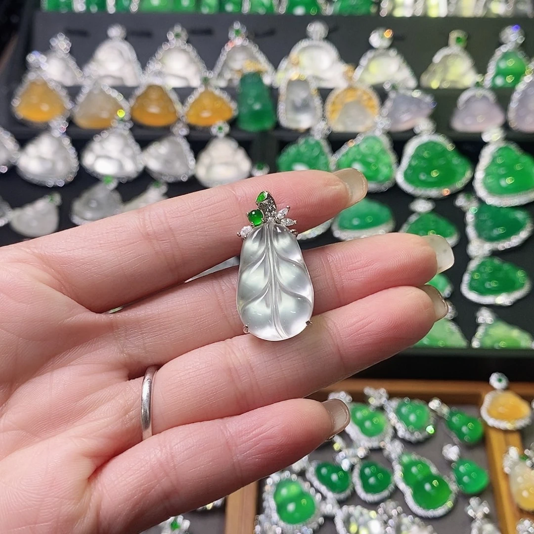 石英质玉颈饰银S925镶嵌