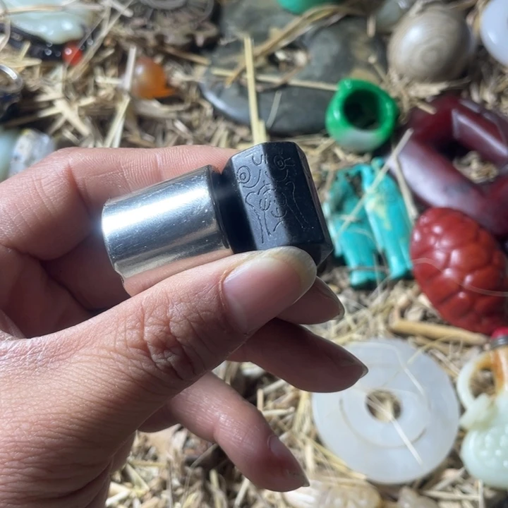 和田玉未镶嵌吊坠(不含链)