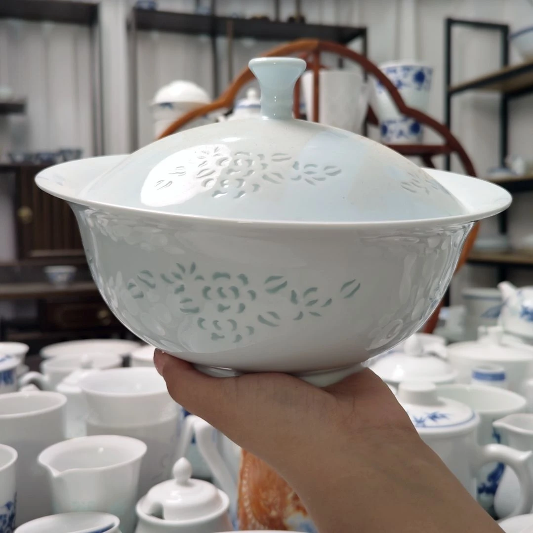 瓷代拍实发玉牡丹九寸汤煲一个