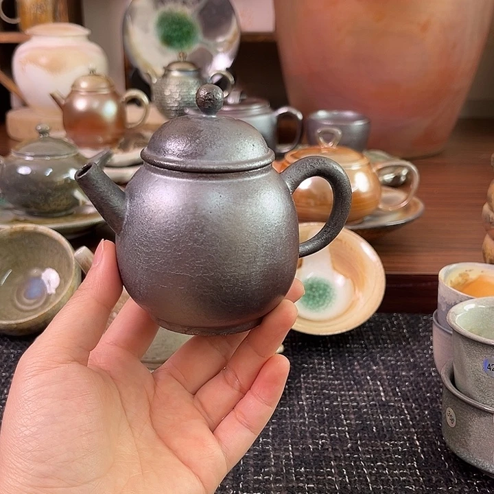 柴烧黑陶皮革纹龙蛋