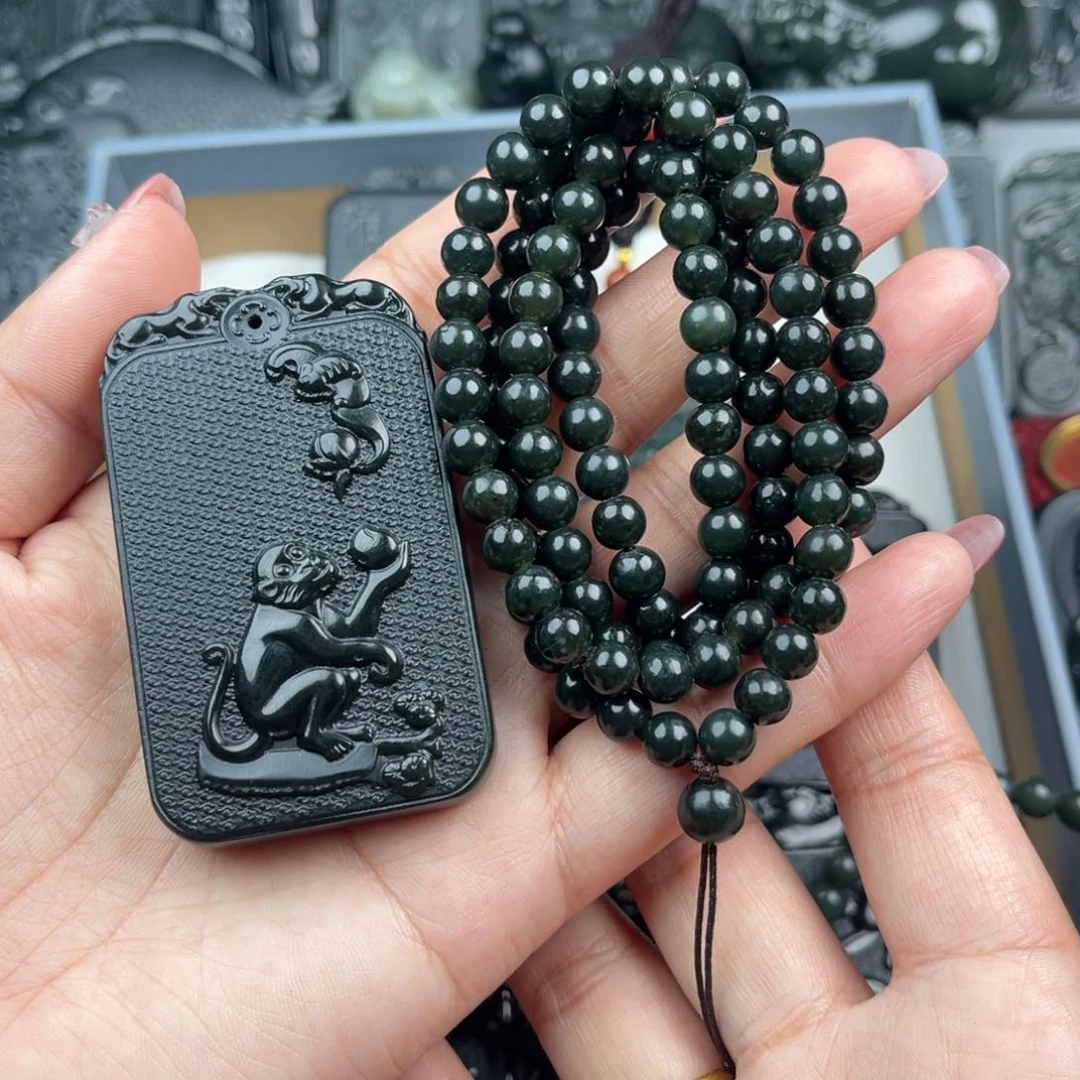 和田玉颈饰未镶嵌贵****姐