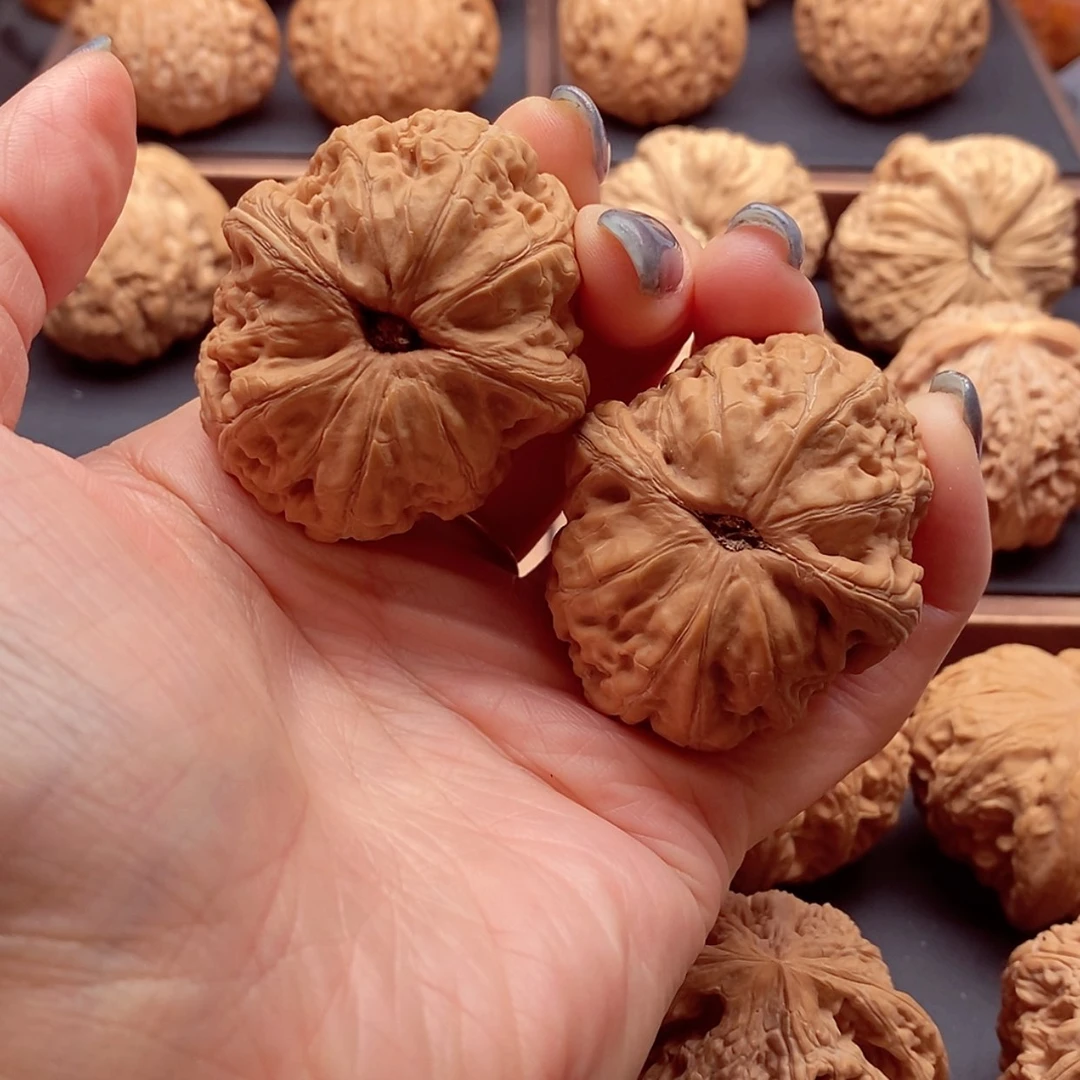 【闪购商品】把件文玩核桃吃****皮元宝45