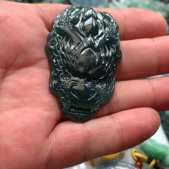 翡翠颈饰未镶嵌保真天然A货翡翠