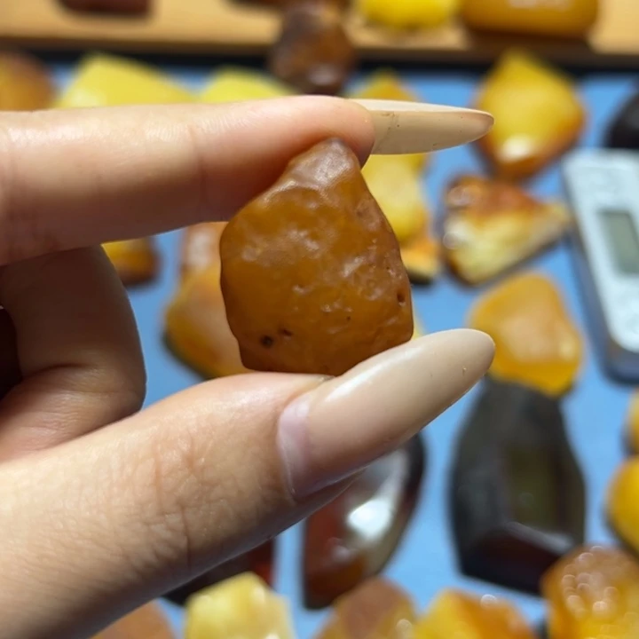 冬***季定制琥珀未镶嵌波罗的海琥珀