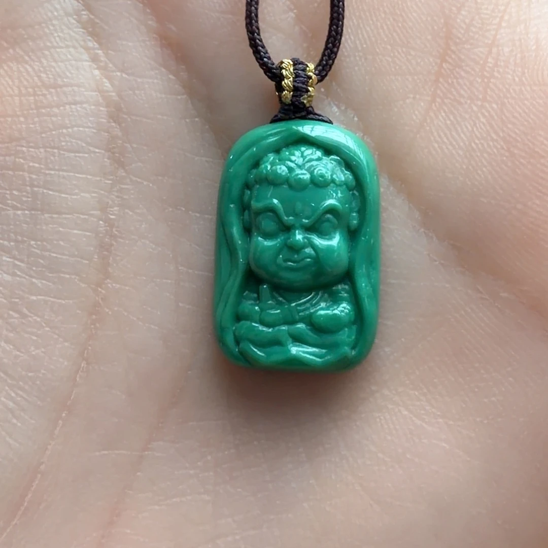 绿松石未镶嵌颈饰