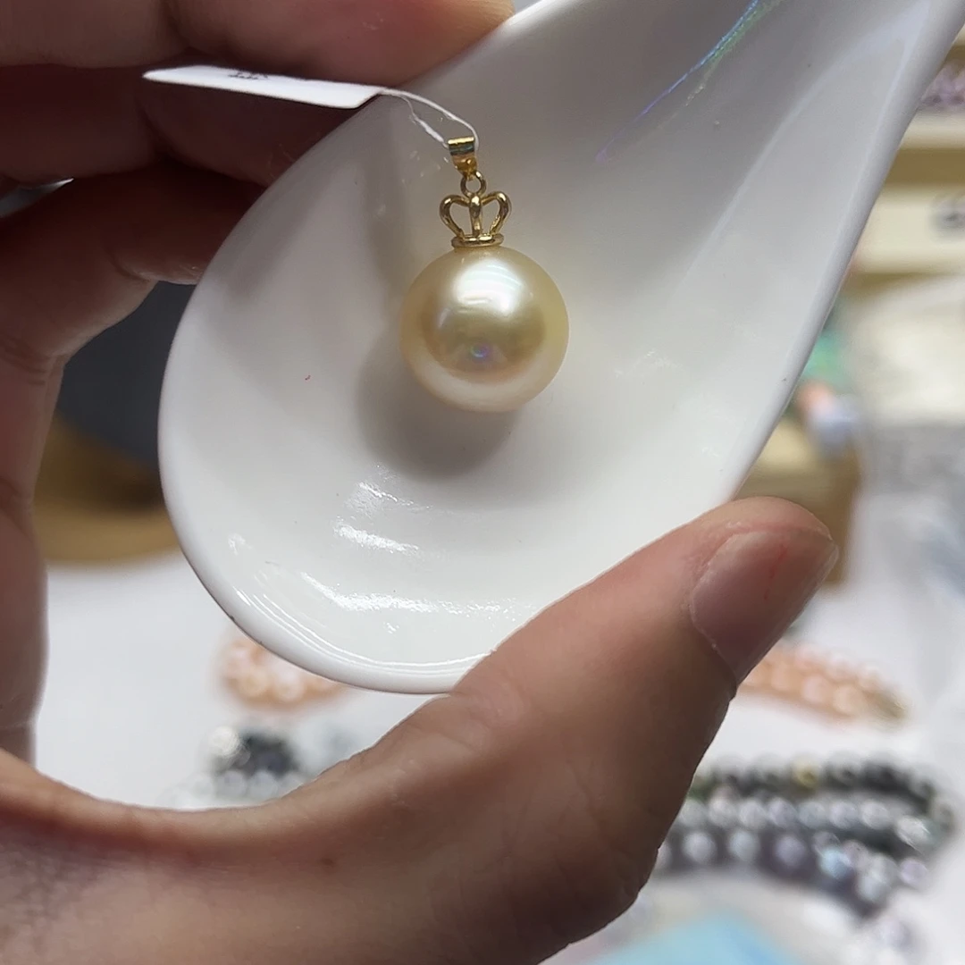 海水珍珠18K金镶嵌颈饰