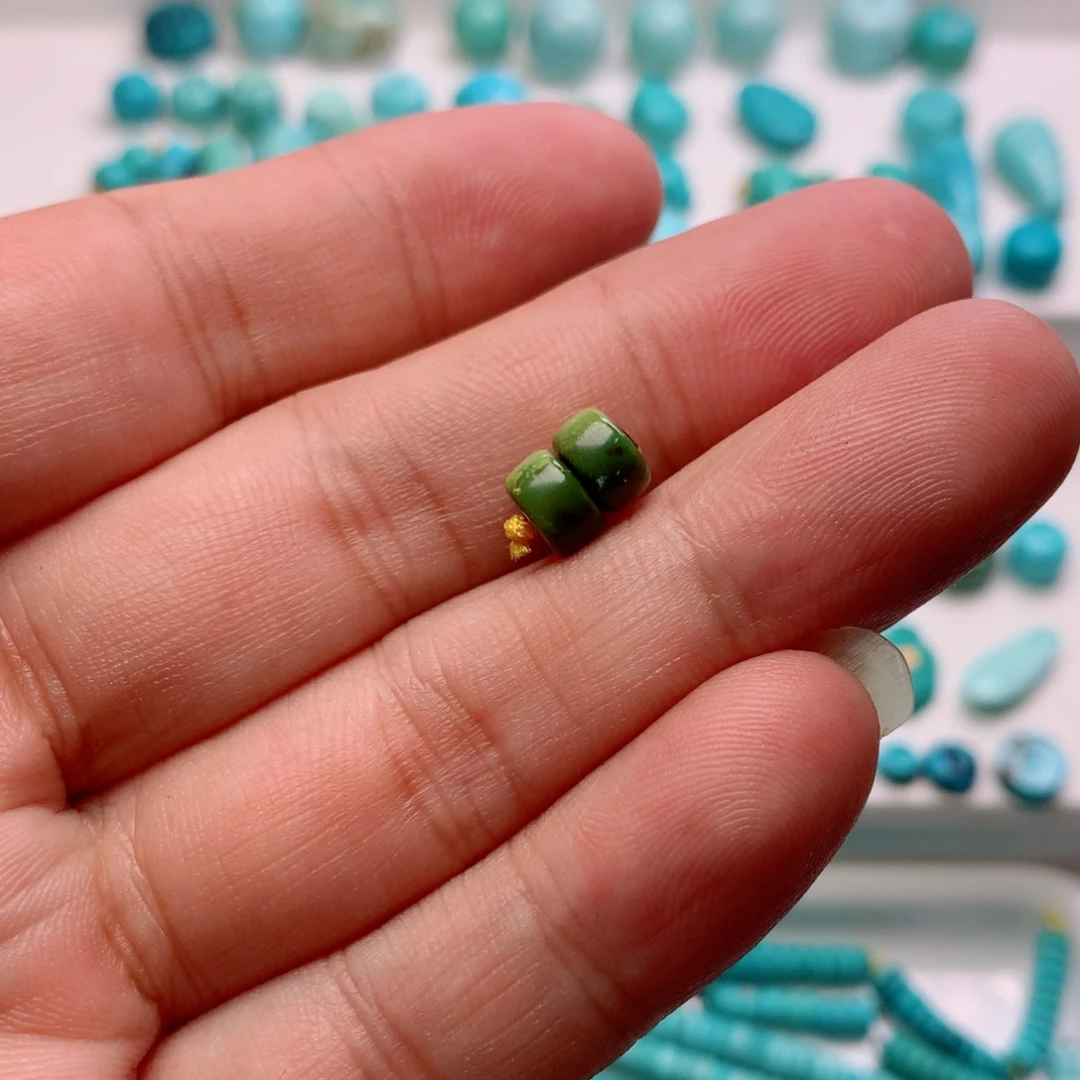 绿松石未镶嵌挂件