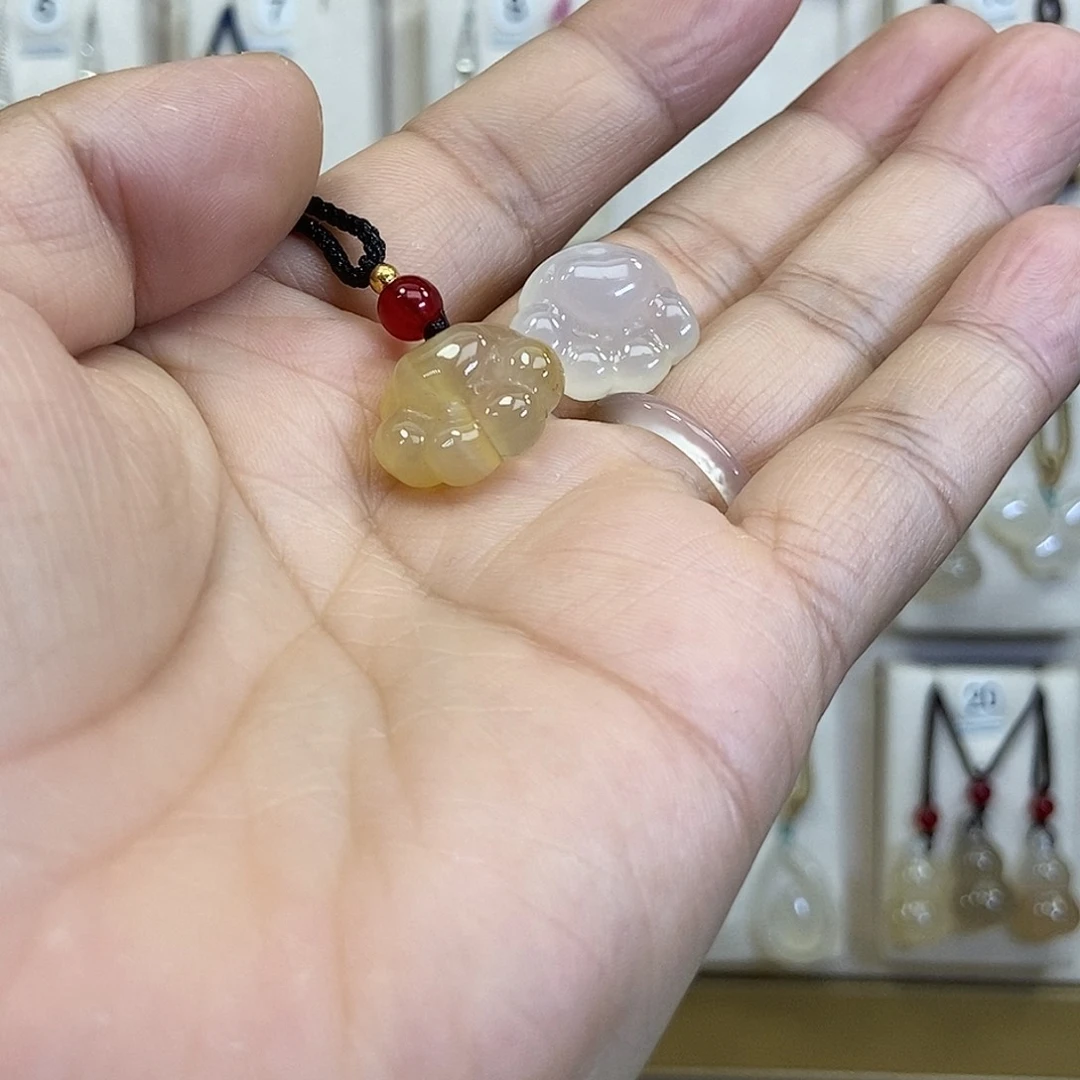 玛瑙/玉髓颈饰未镶嵌小***觉