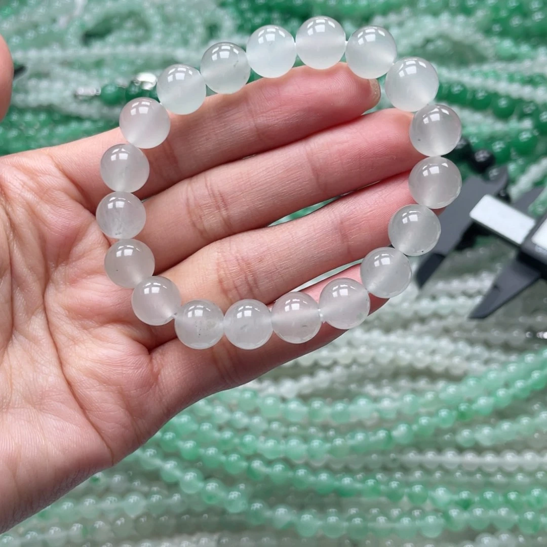 未镶嵌手串石英质玉（非洲翠）