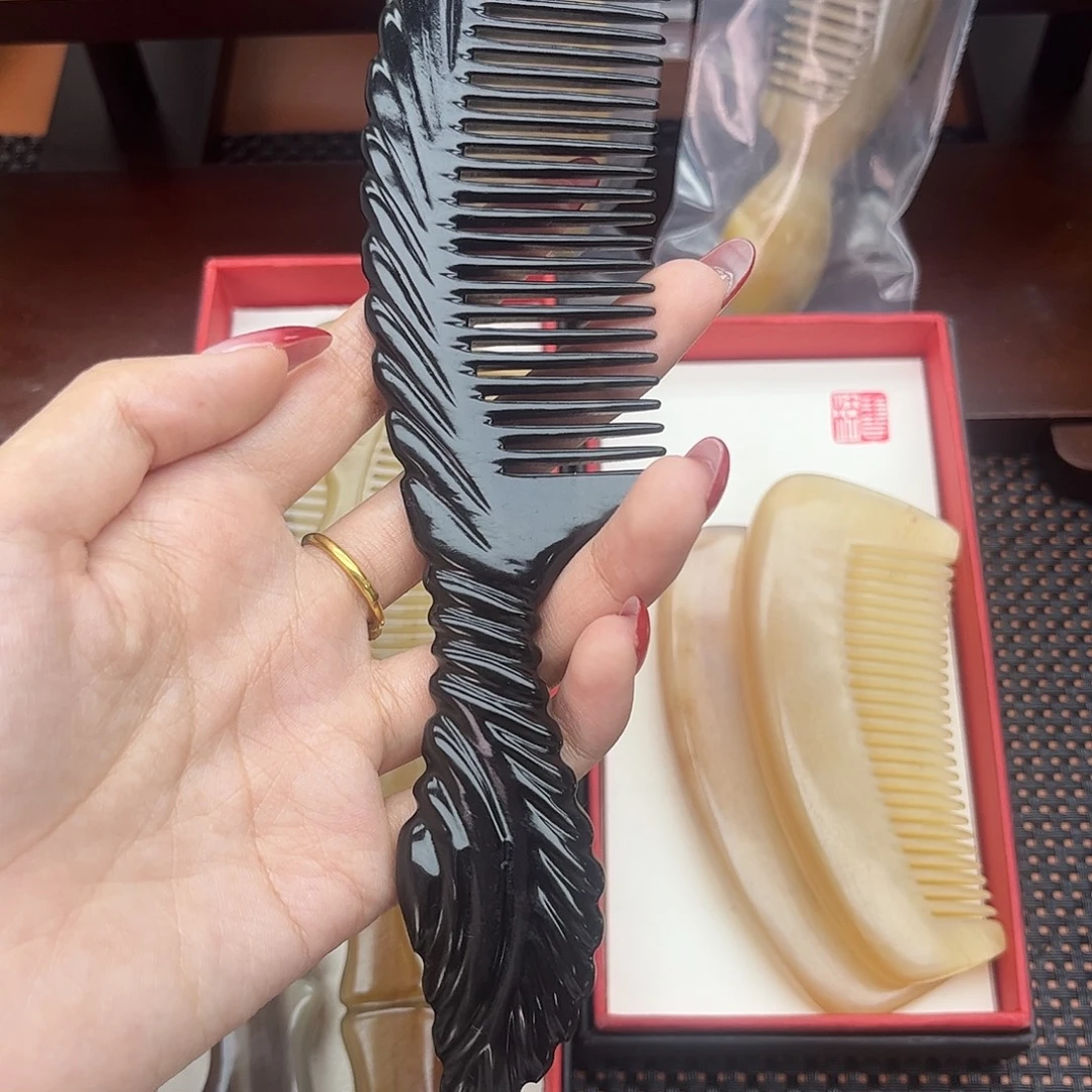 手工制作纯牛角梳子