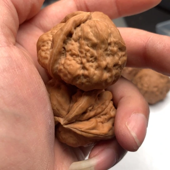 闲****）我的心好痛啊我的