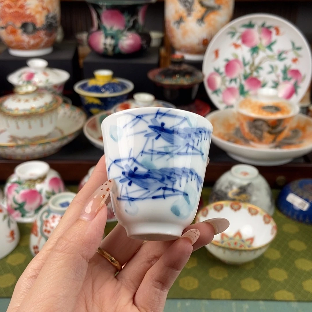陶瓷的设计师是什么时候回来