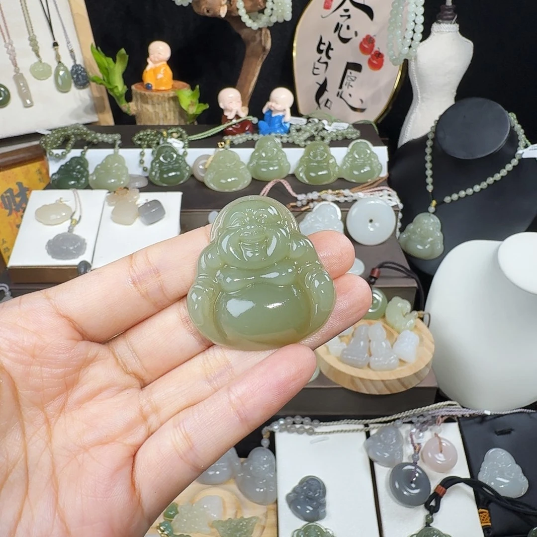 ****颈饰未镶嵌和田玉