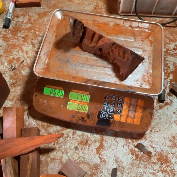 檀香紫檀（小叶紫檀）卢*峰料子