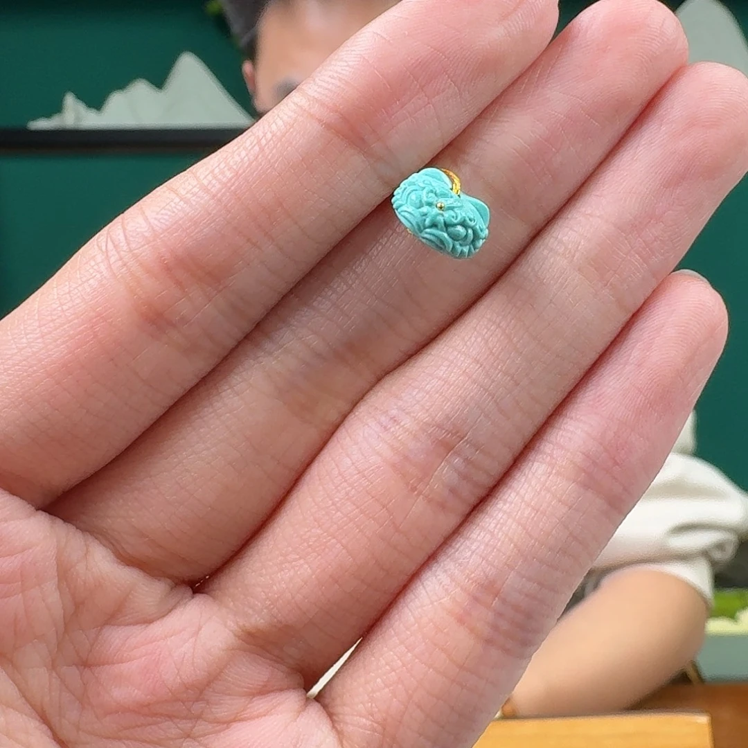 绿松石未镶嵌珠宝奇石