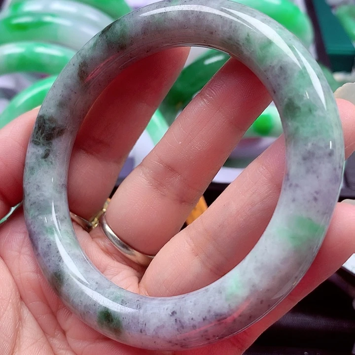 翡翠未镶嵌手镯翡翠