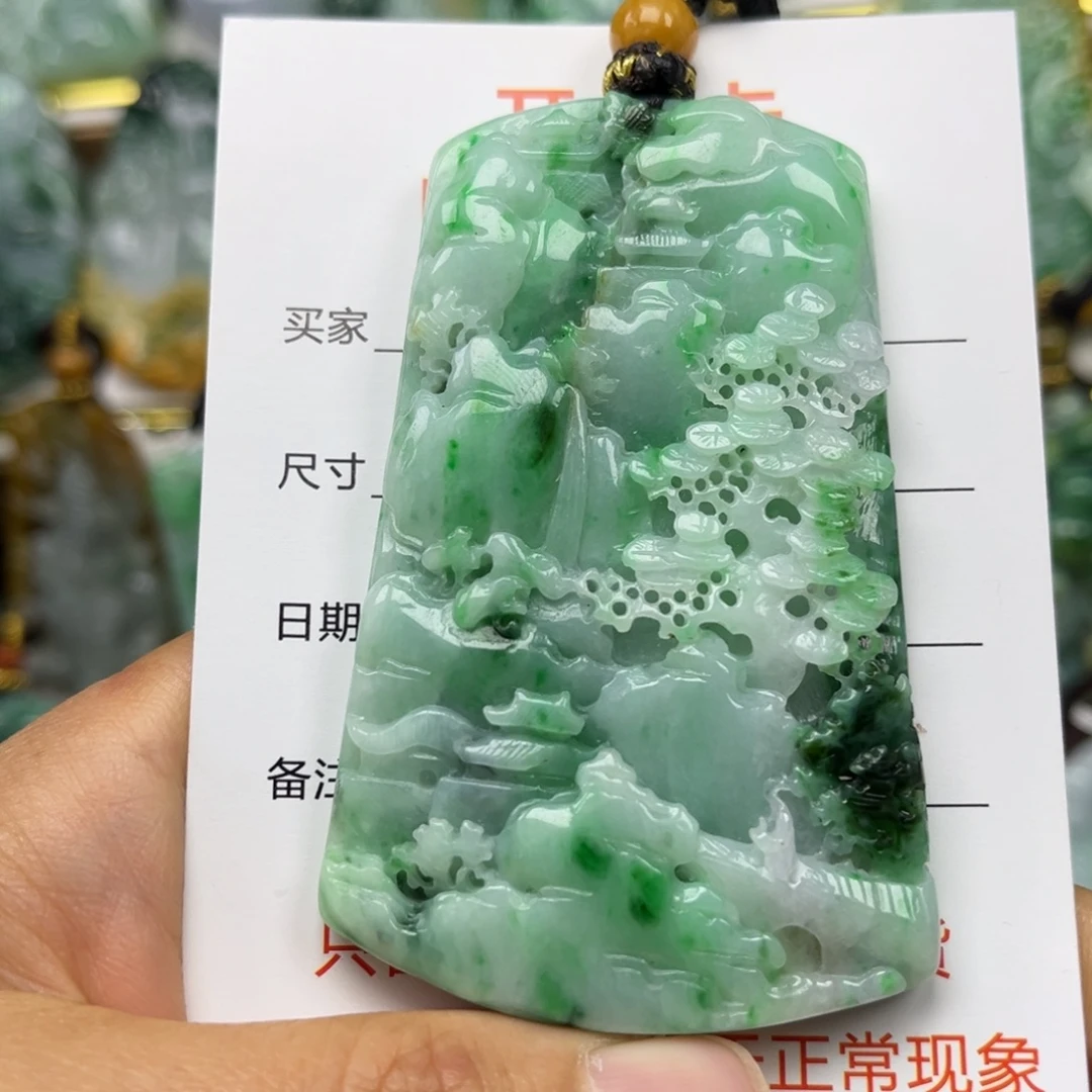 翡翠未镶嵌颈饰吊坠