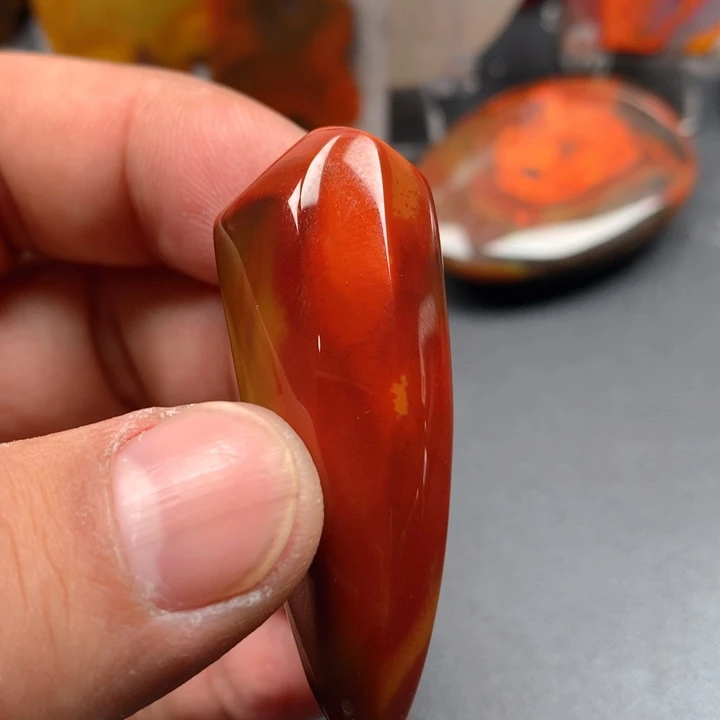 玛瑙/玉髓颈饰未镶嵌维*