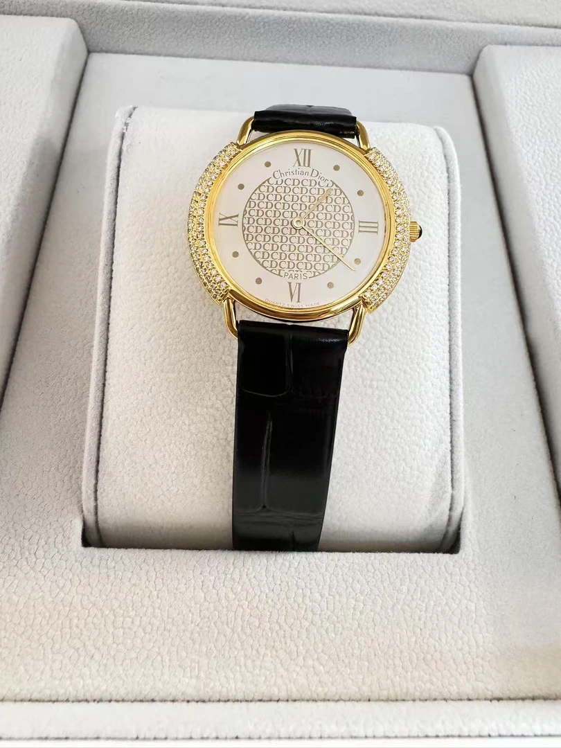 95新 DIOR/迪奥 石英腕表/后镶钻/539