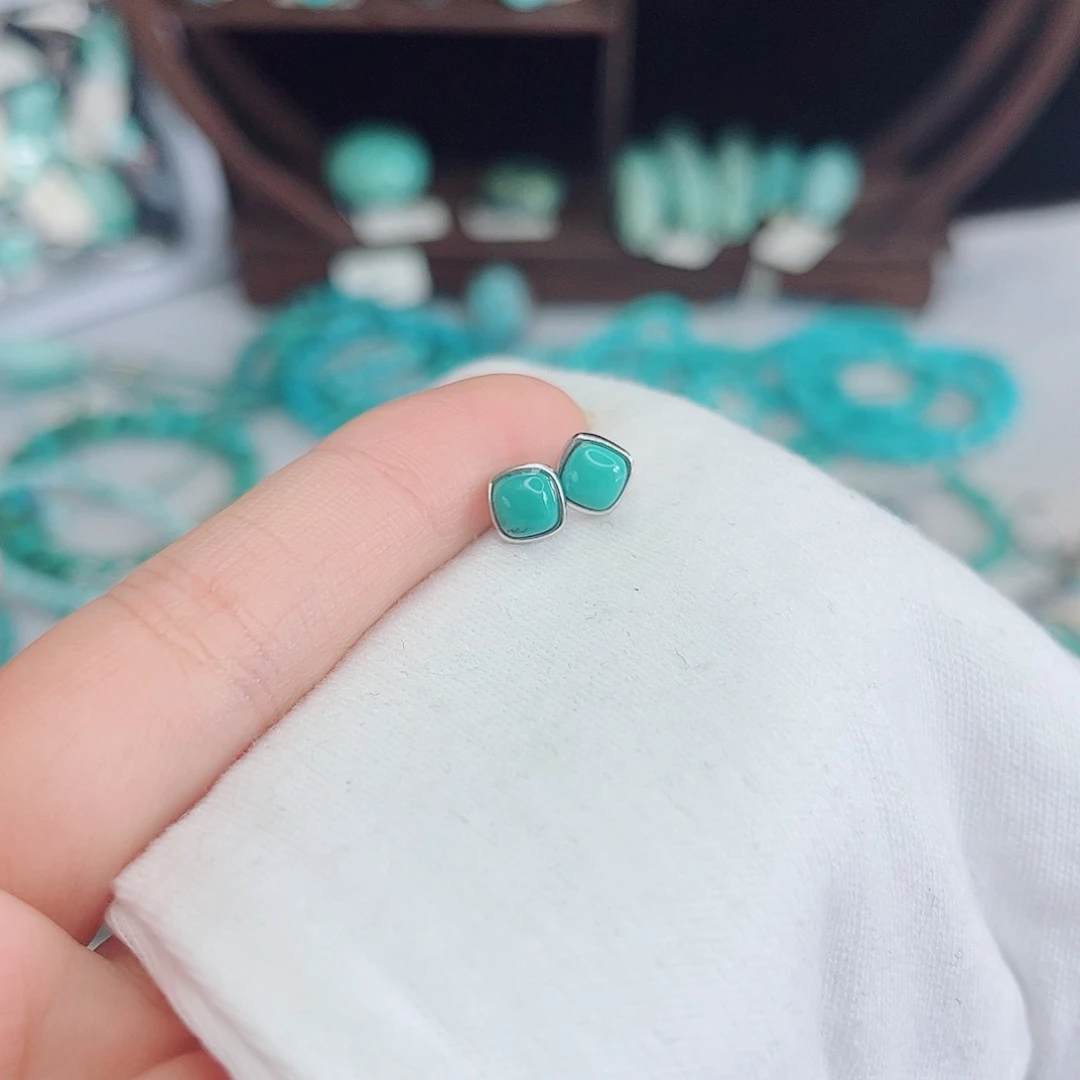 绿松石未镶嵌绿松石