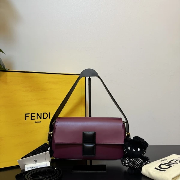 99新/C7547390225/250725SW0015/芬迪/包包