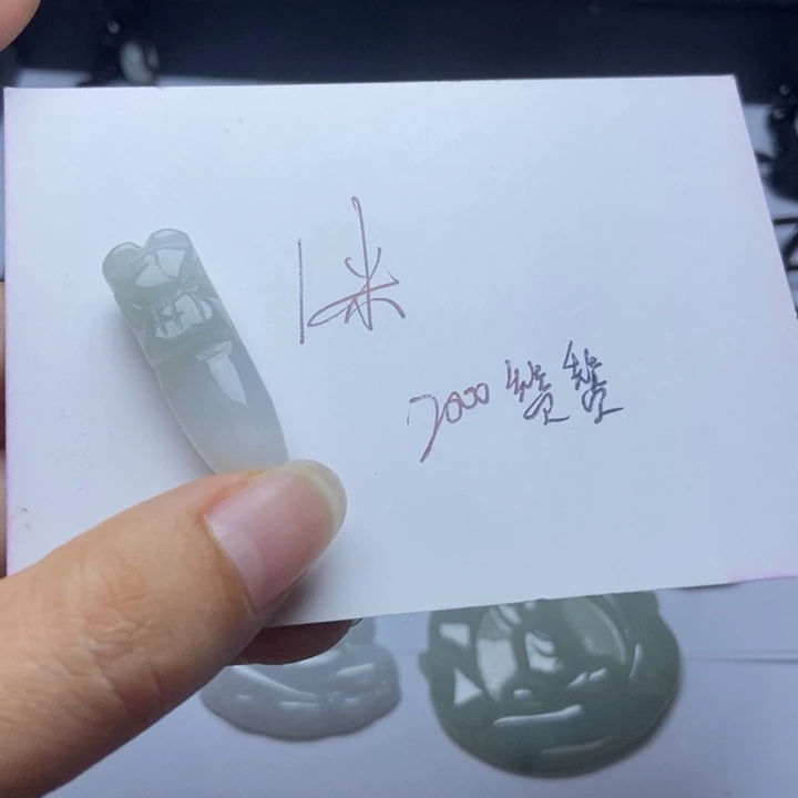 翡翠未镶嵌颈饰福翡翠