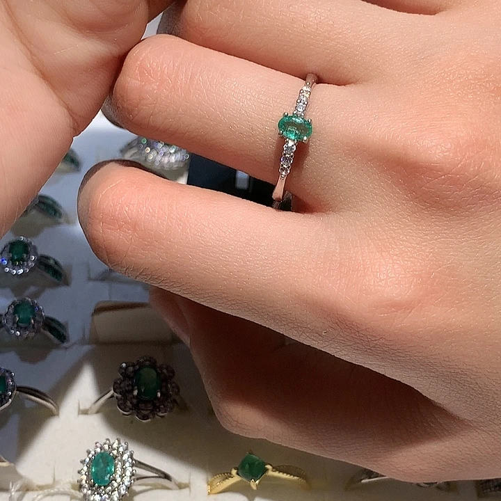 祖母绿戒指银S925镶嵌