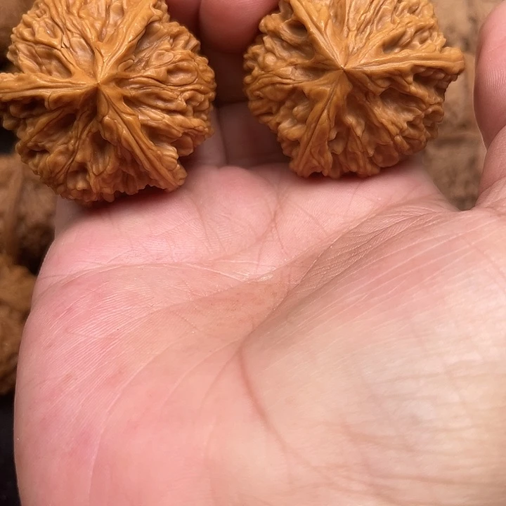 文玩核桃吊坠你们都在