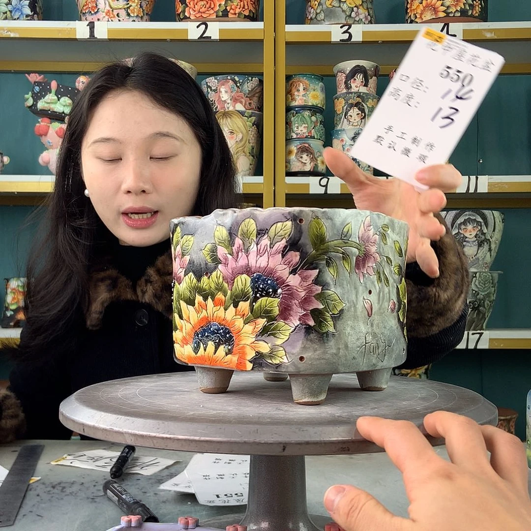 陶景德镇手工花盆550