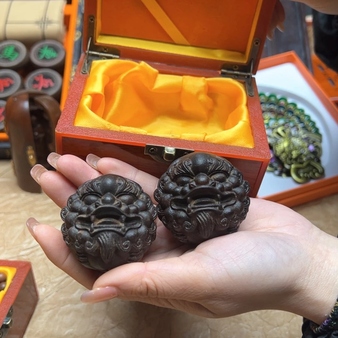 大叶紫檀（黑酸枝木类）