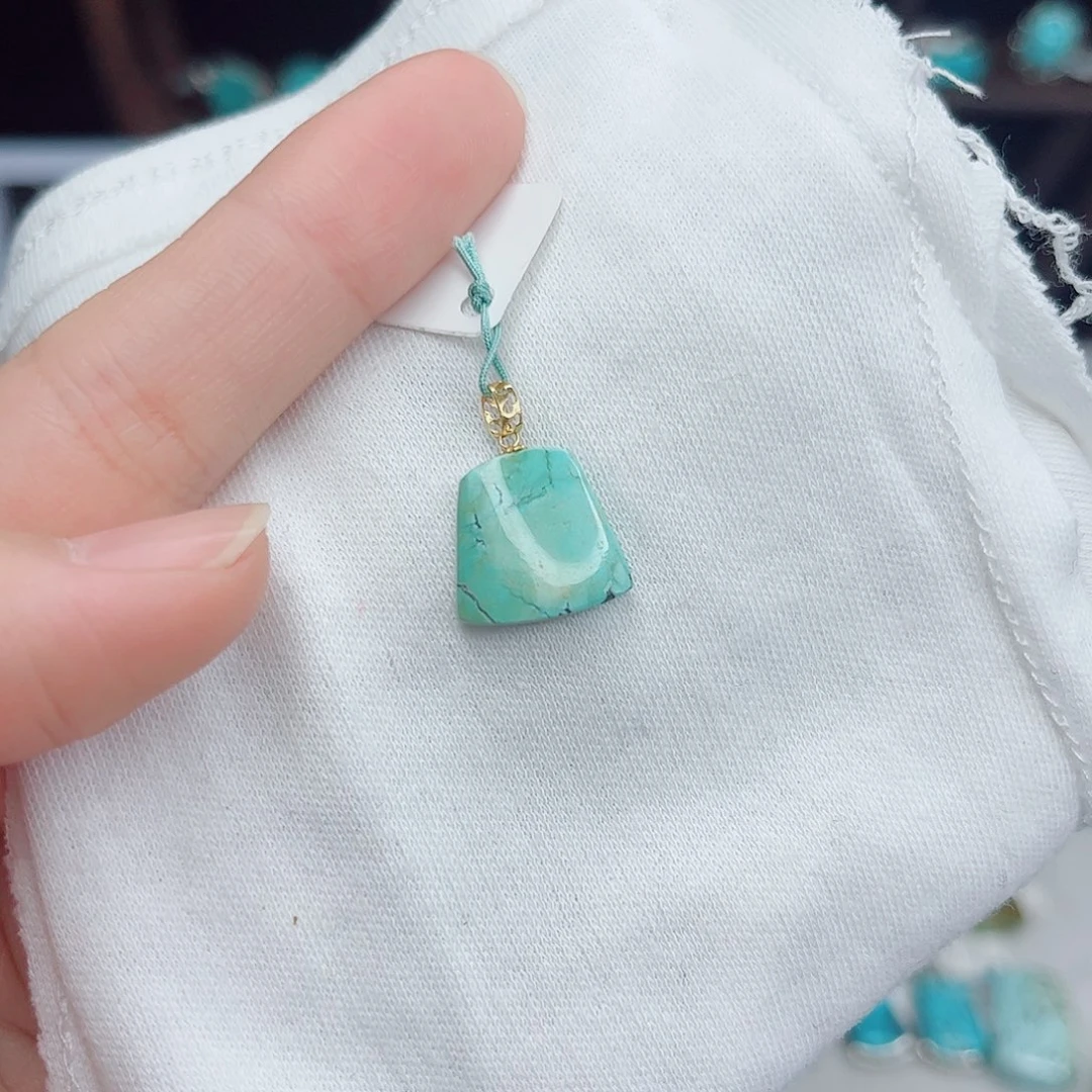 绿松石18K金镶嵌绿松石