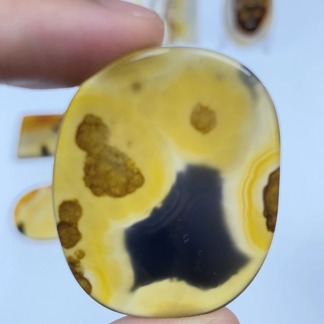 玛瑙/玉髓未镶嵌珠宝半成品