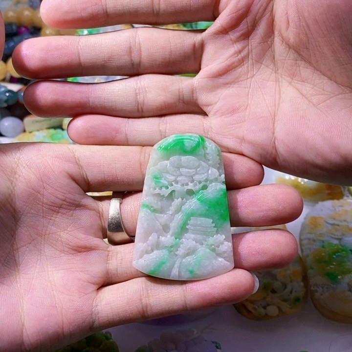 未镶嵌定制翡翠翡翠