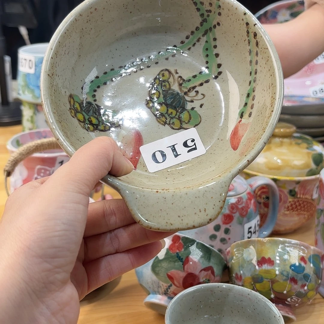 瓷片兔兔哈哈哈的样子