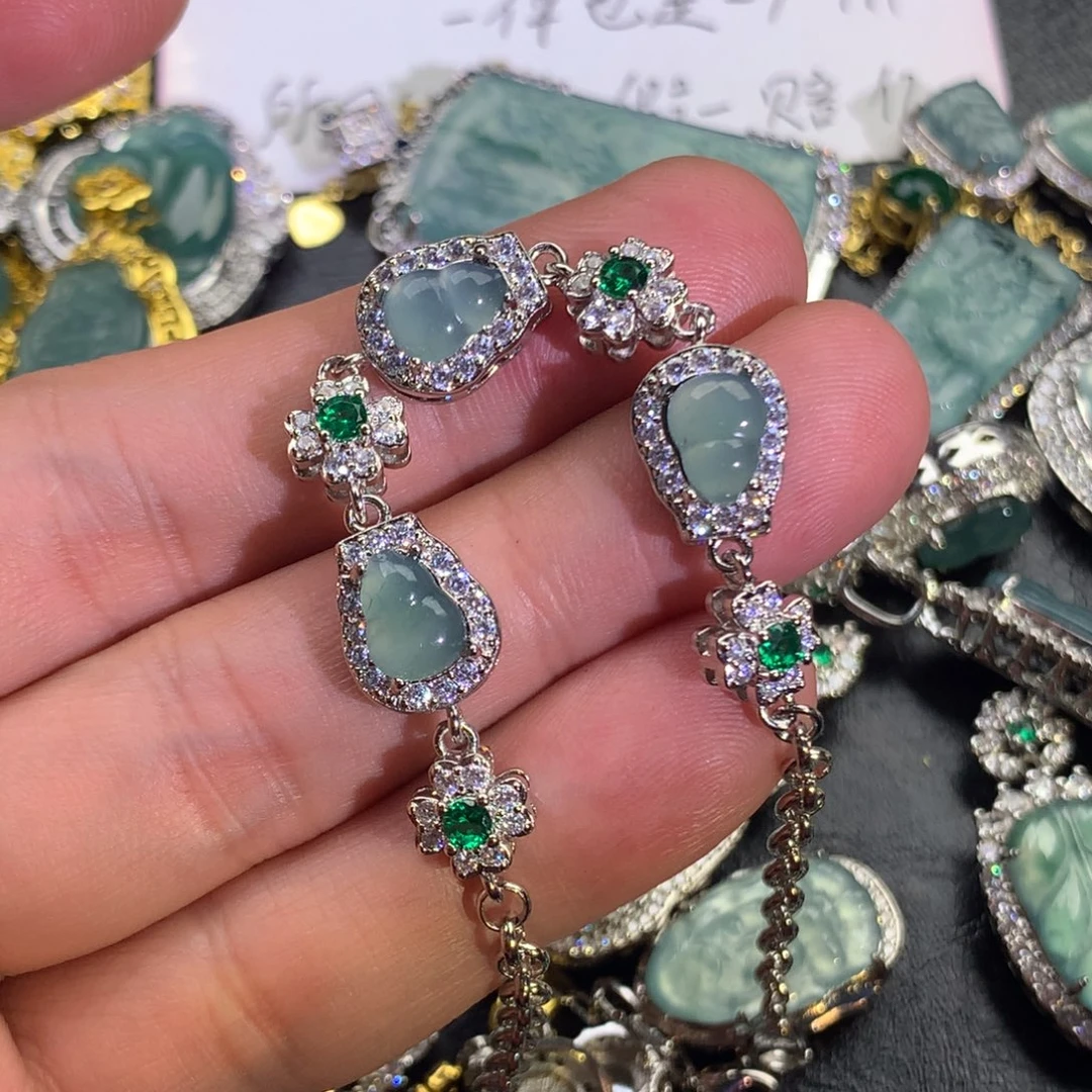 翡翠颈饰未镶嵌葫芦手链