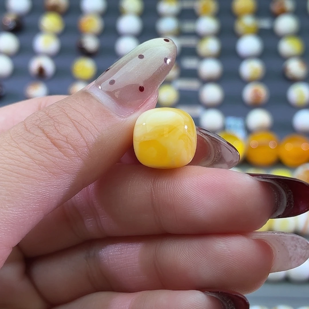 琥珀未镶嵌裸石蜜蜡13焦皮