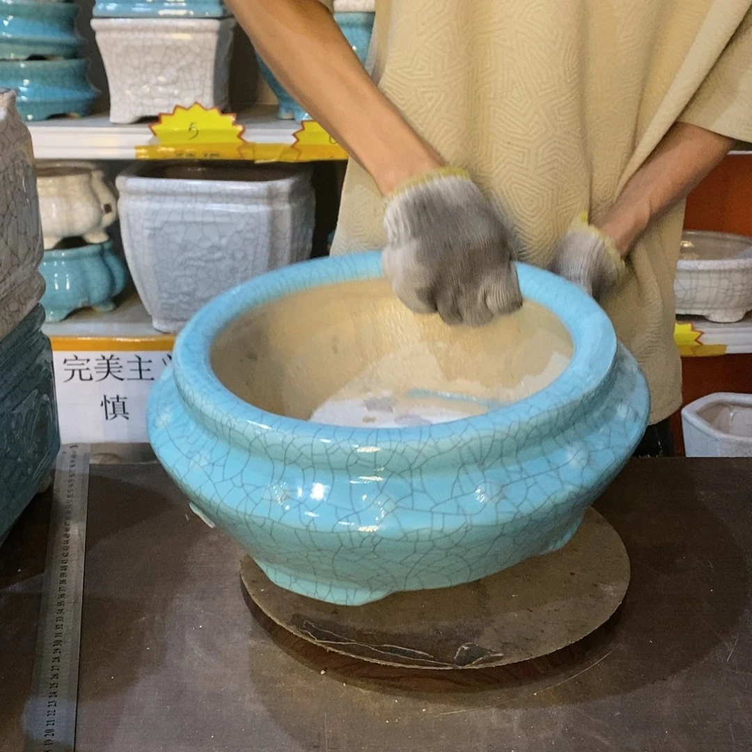 中****司瑕疵花盆花盆里的花