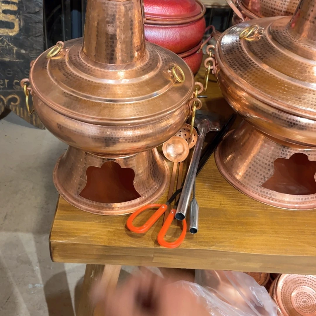 28碳火锅手工锻打工艺