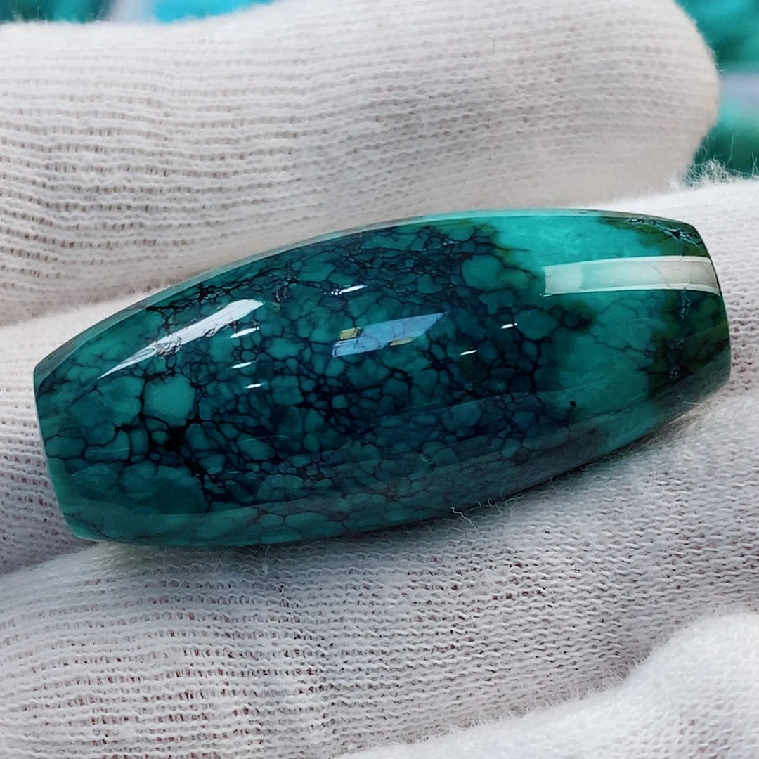 六***子绿松石未镶嵌珠宝奇石