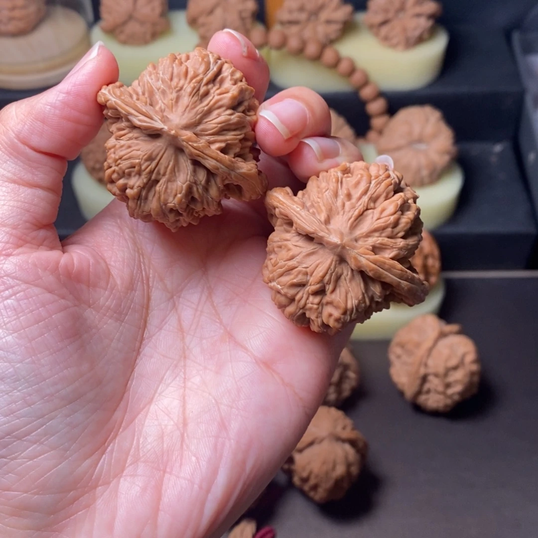 文玩核桃吊坠43尺全品四座楼