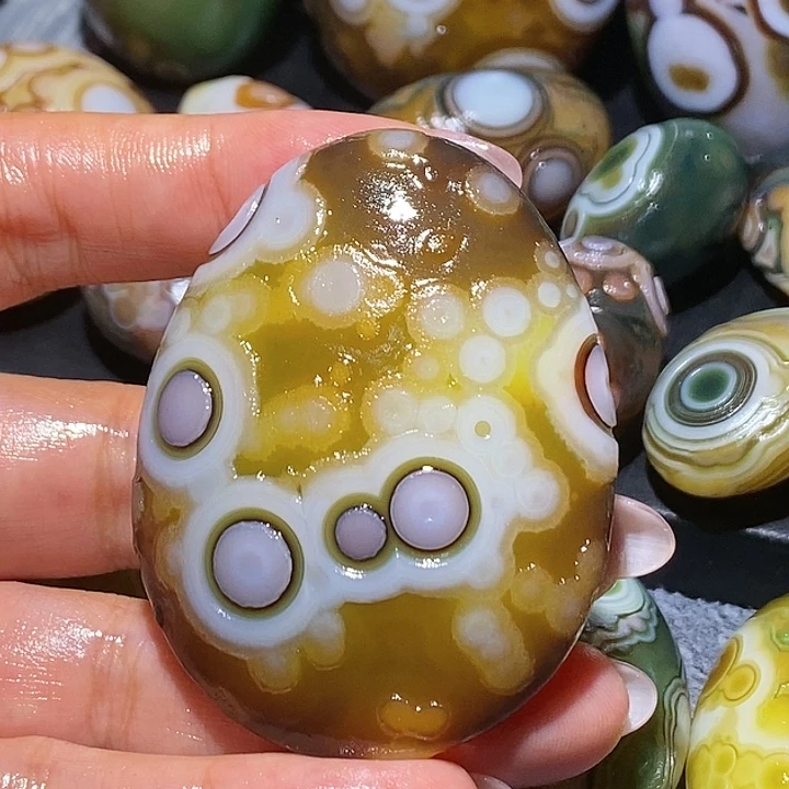 玛瑙/玉髓未镶嵌珠宝奇石77