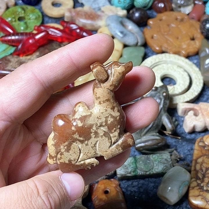 和田玉未镶嵌颈饰158