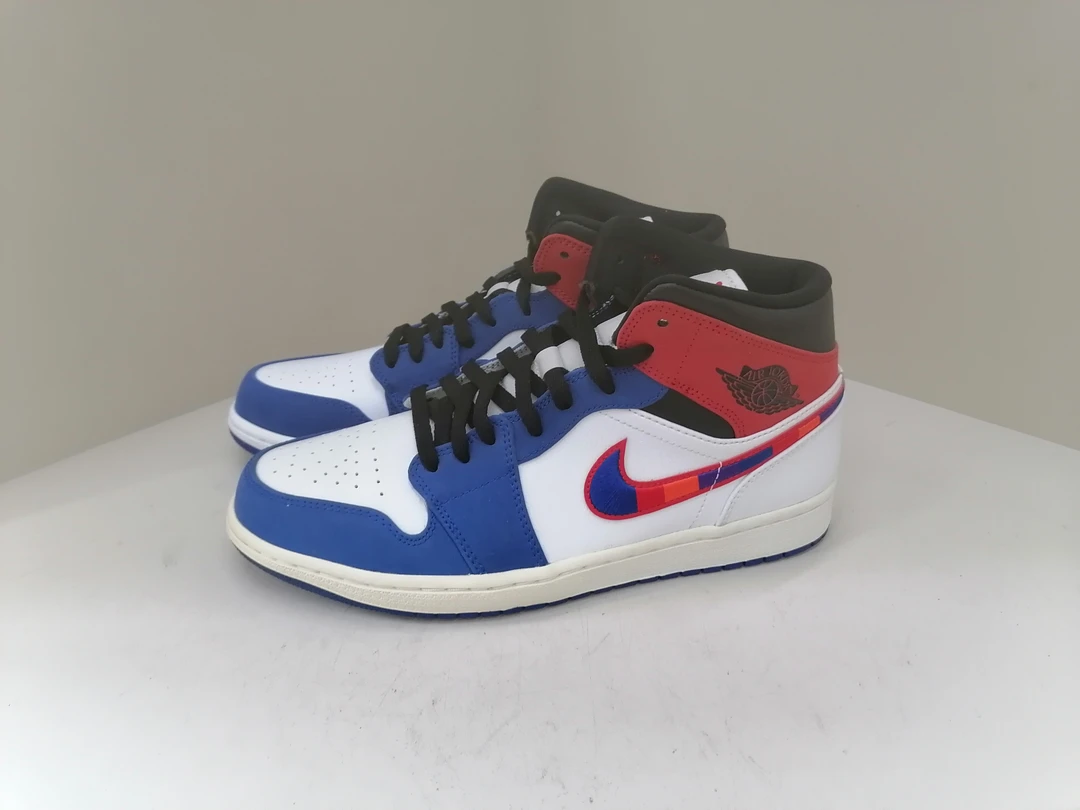 nike aj1mid 彩勾 经典配色板鞋 43码 全新原盒